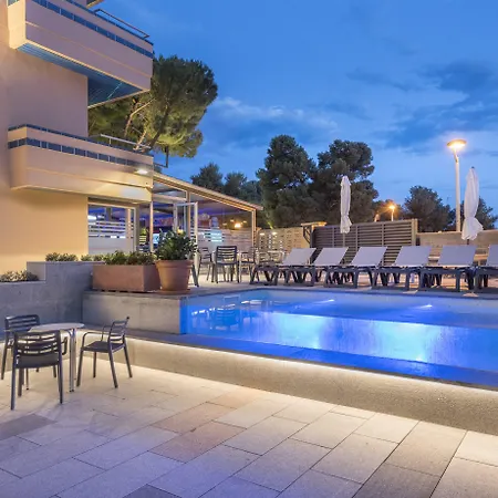 4r Playa Park 3* 살루