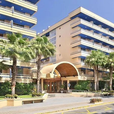 4r Playa Park فندق