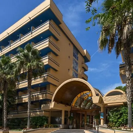 فندق 4r Playa Park